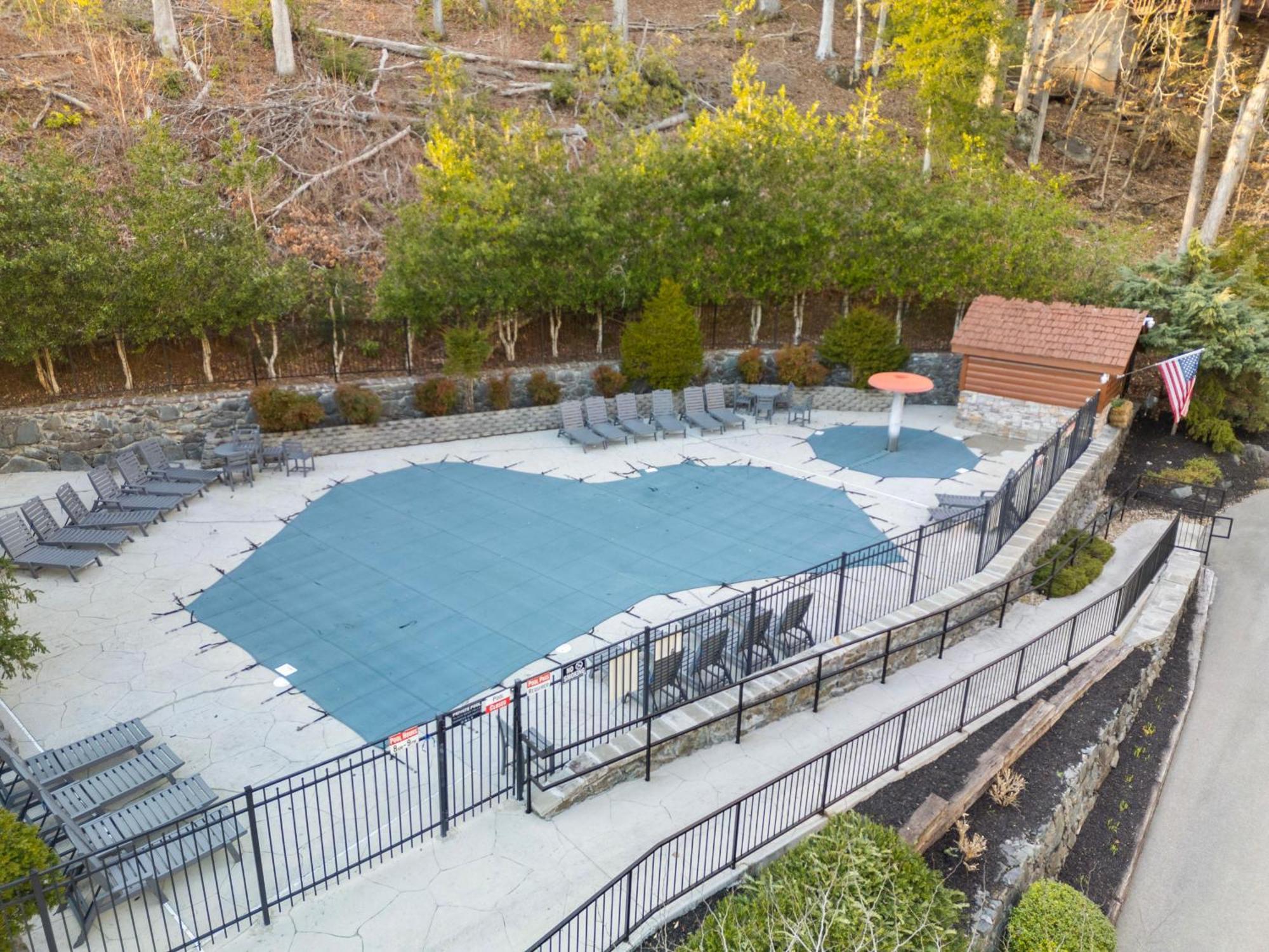 Holiday home Legends Pool #450