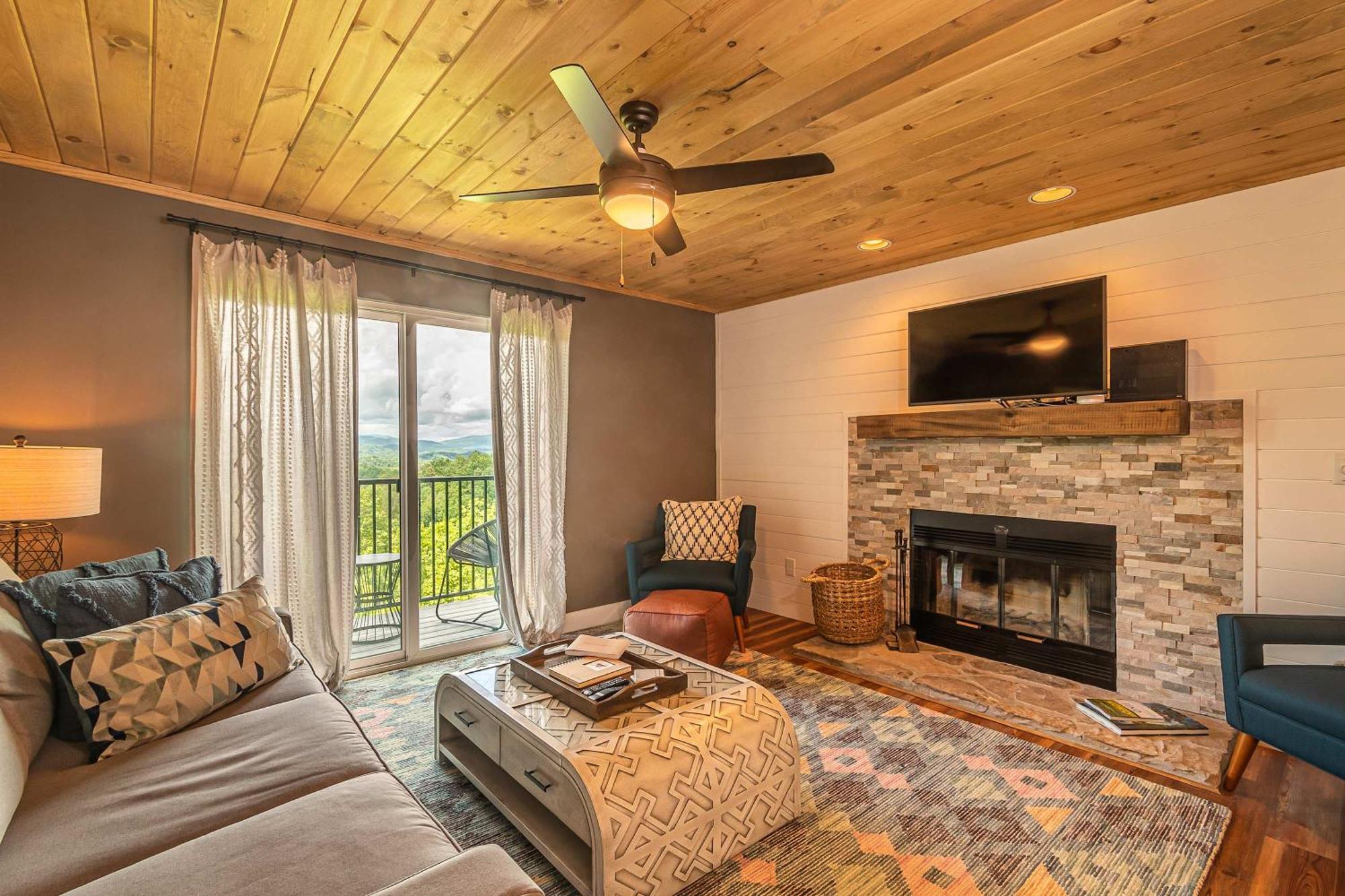 Serenity Bliss Holiday home Gatlinburg