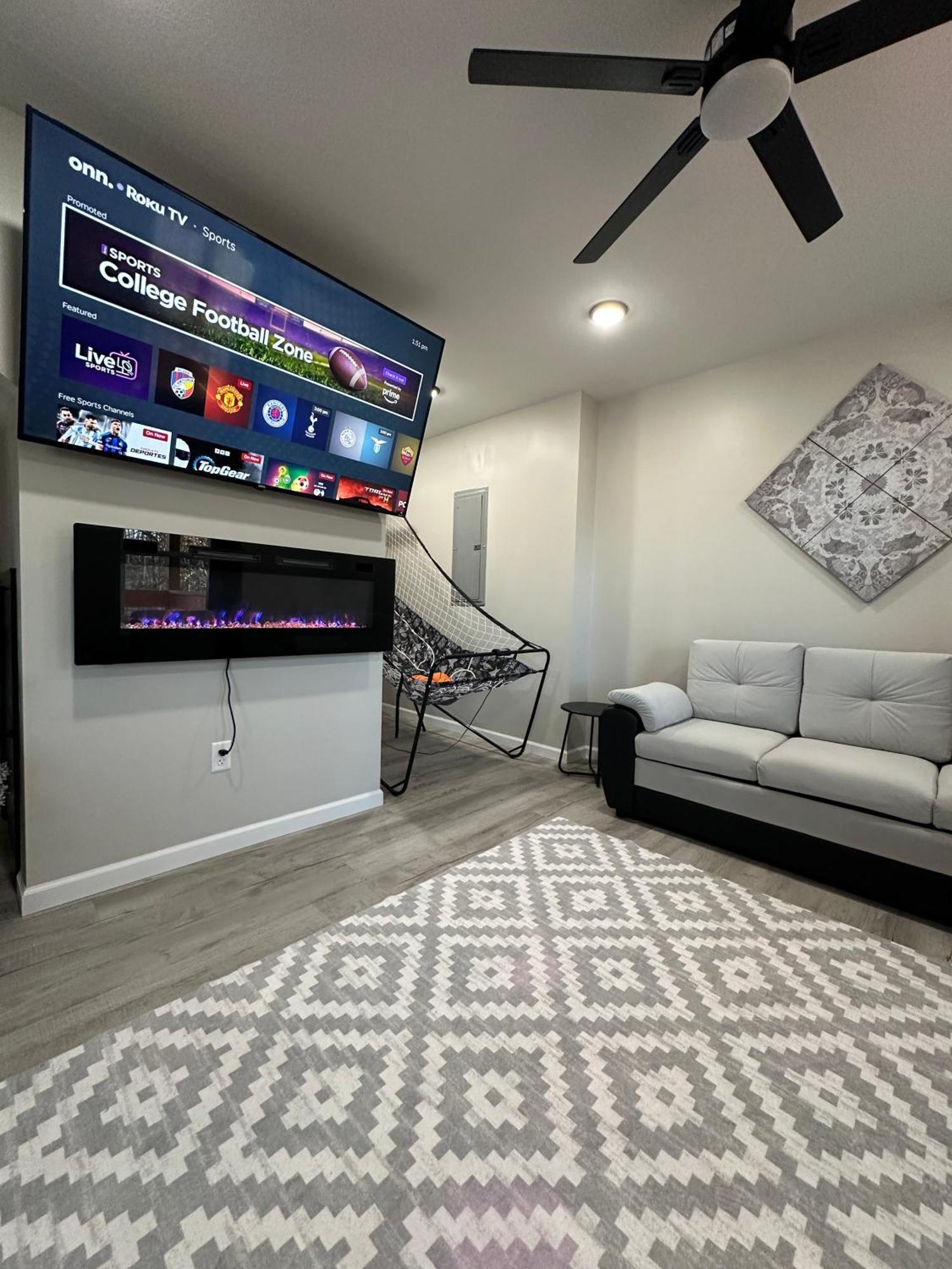 Holiday home Luxury Modern Hot Tub And Sauna Gatlinburg