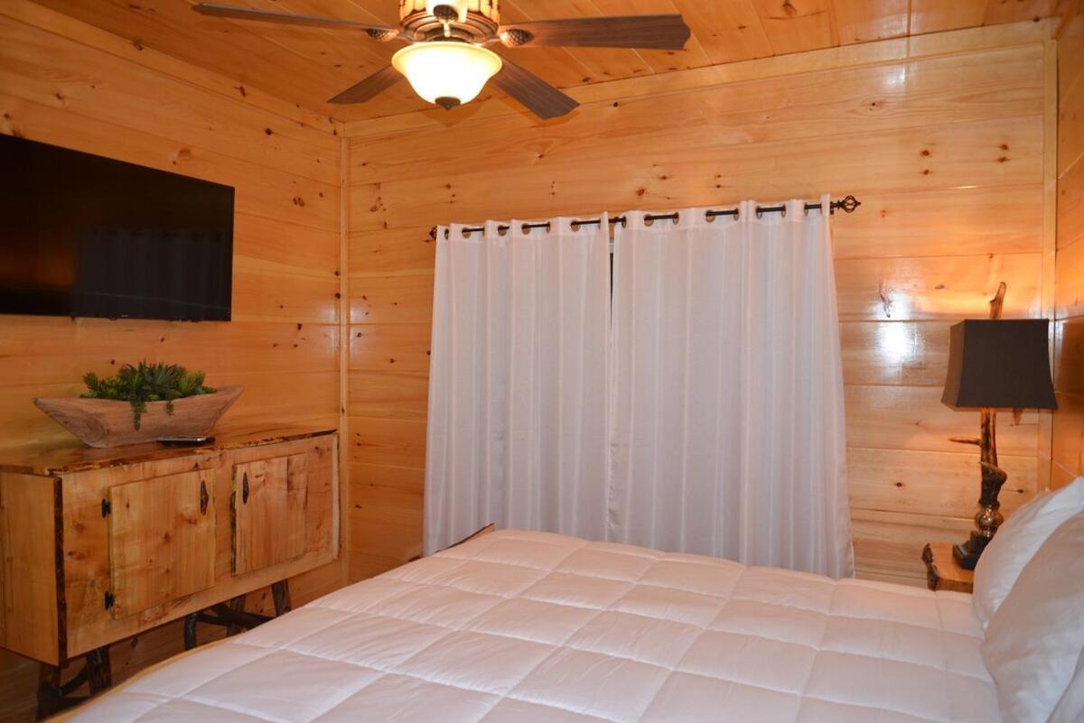 Smoky Mountain Heaven V, 5 Luxury King *