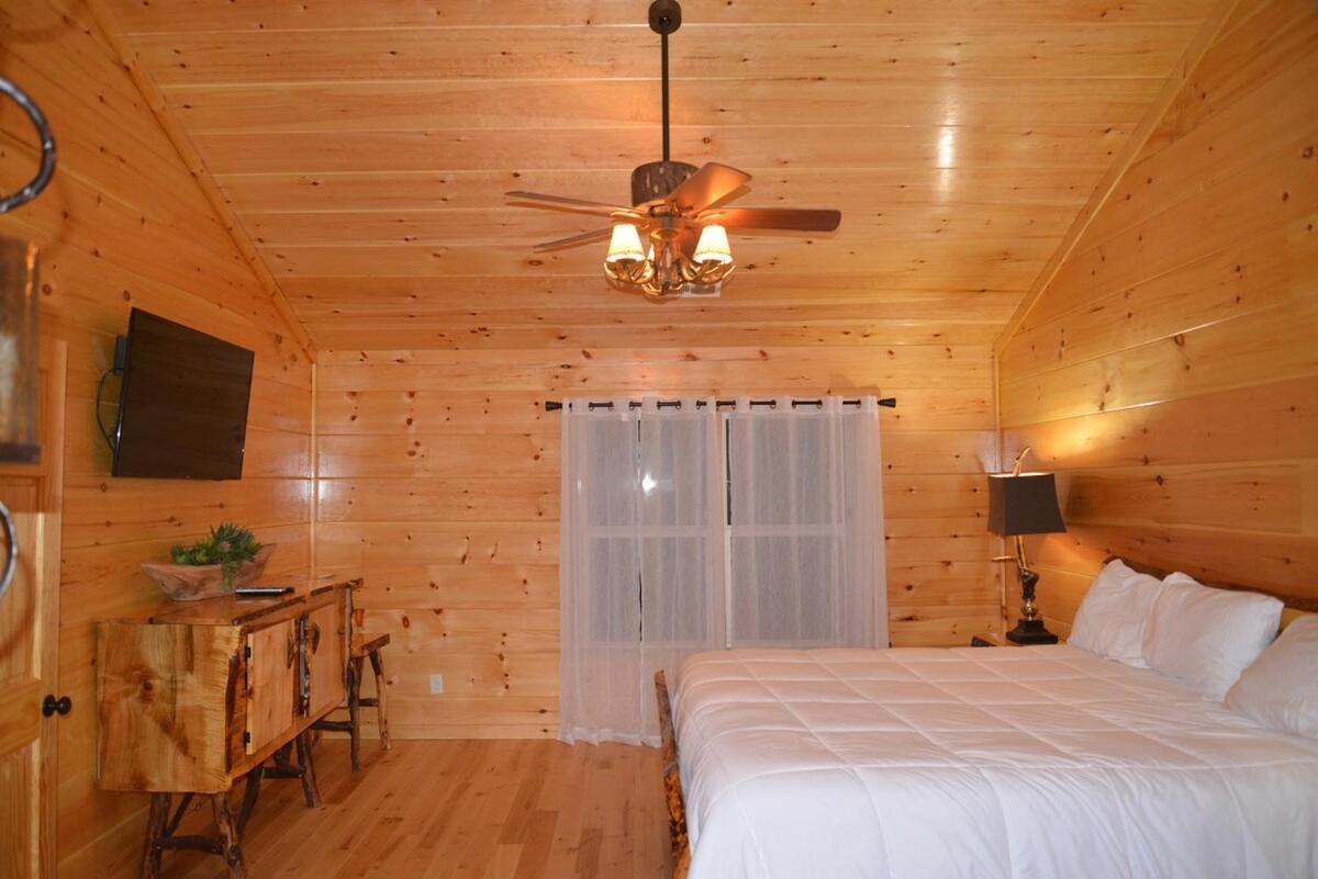 Smoky Mountain Heaven V, 5 Luxury King Gatlinburg