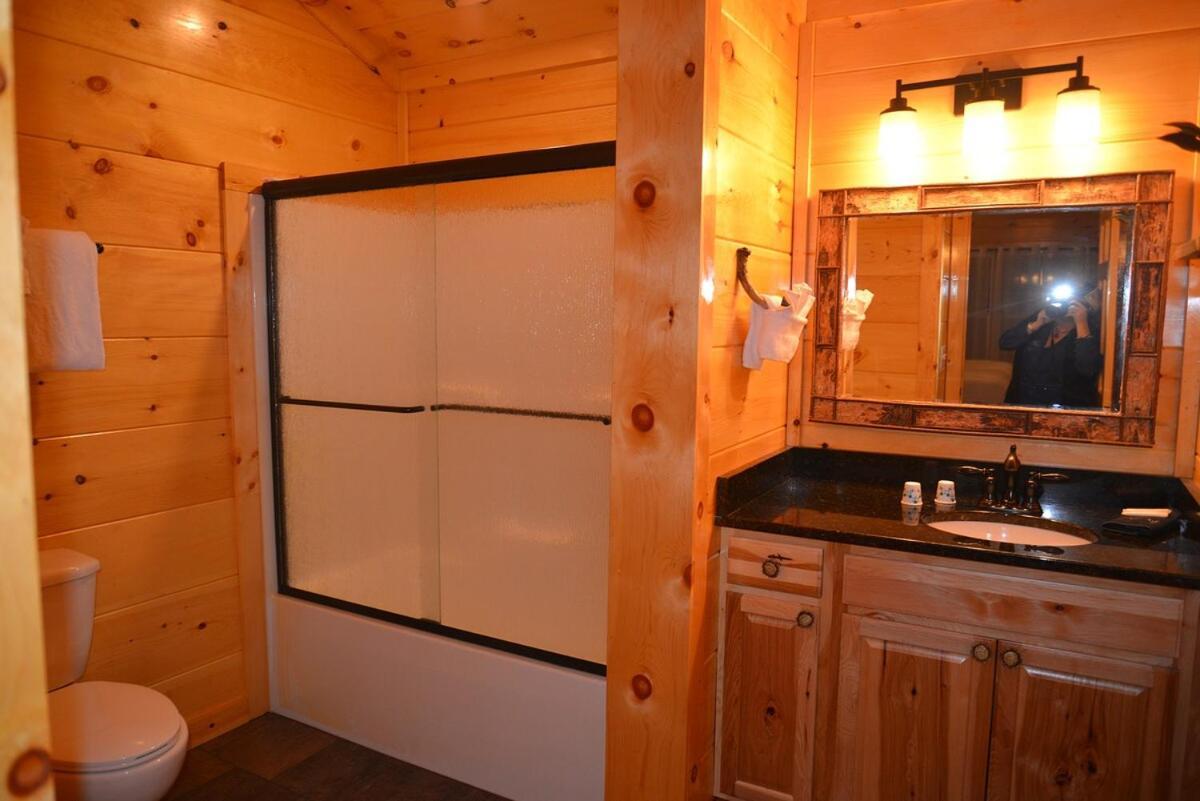 Smoky Mountain Heaven V, 5 Luxury King Holiday home
