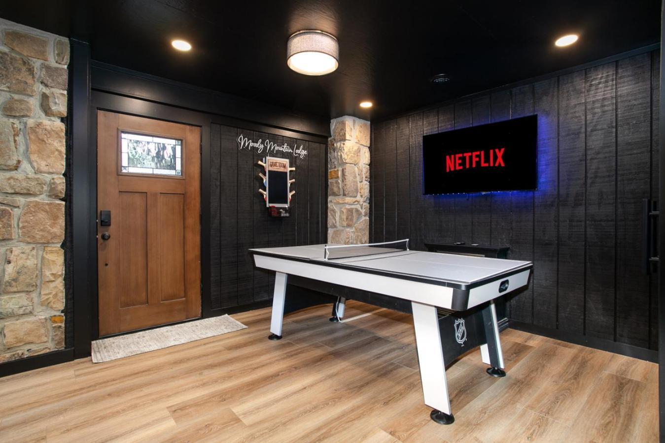 Moody Mountain Mtn Views Hot Tub Gameroom *