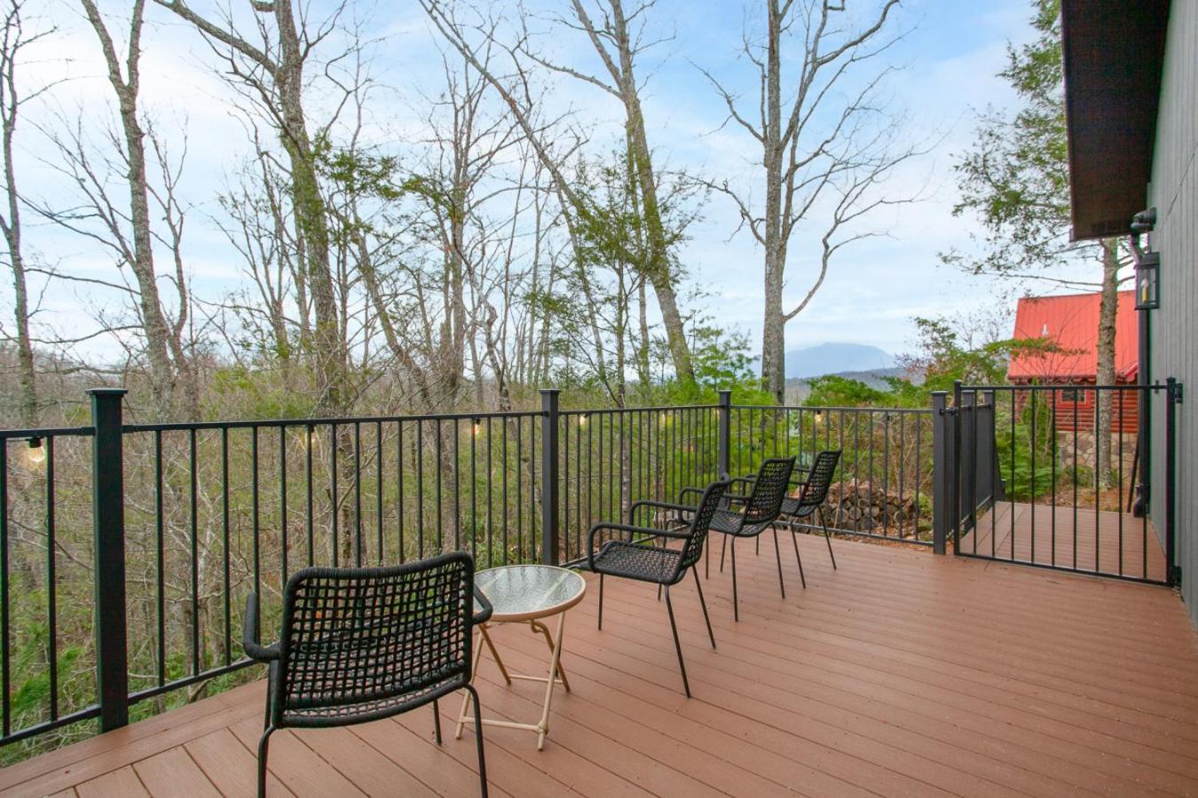 Moody Mountain Mtn Views Hot Tub Gameroom Gatlinburg