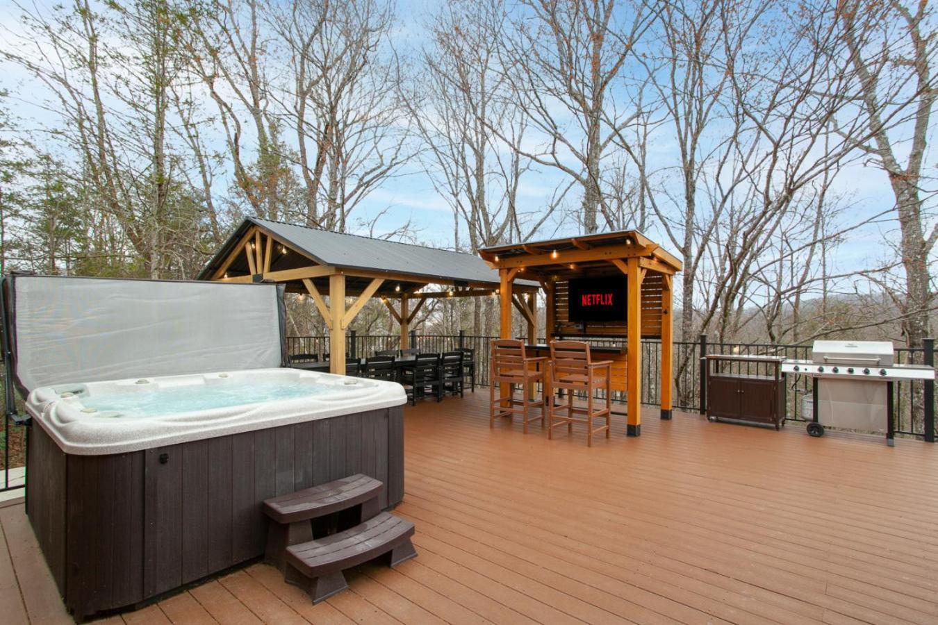 Moody Mountain Mtn Views Hot Tub Gameroom Holiday home *