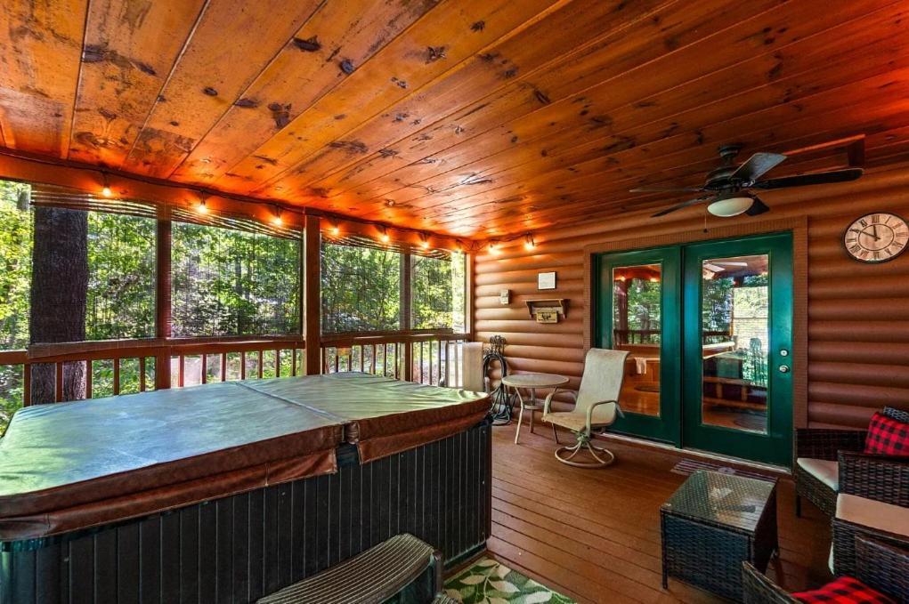 3 Bedroom Near Arts And Crafts District- Hot Tub On A Screened In Porch! *