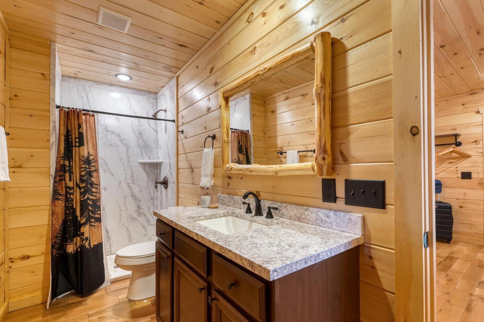 Hot Tub Foosball Poolgymtennis Access Chill'n In The Smokies By Avantstay Holiday home