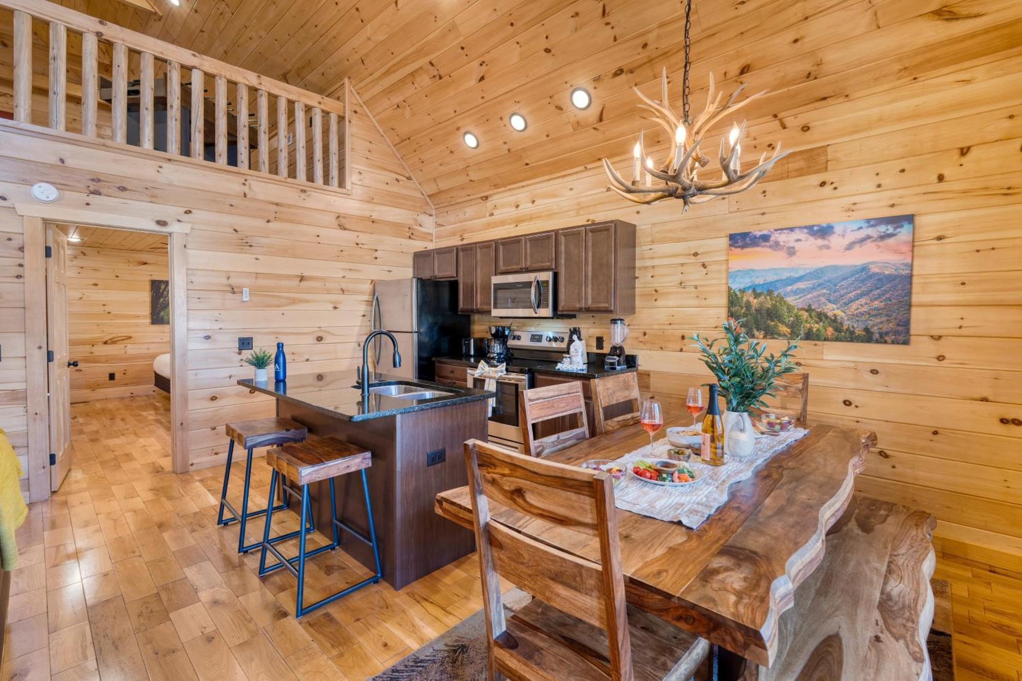 Holiday home Hot Tub Foosball Poolgymtennis Access Chill'n In The Smokies By Avantstay
