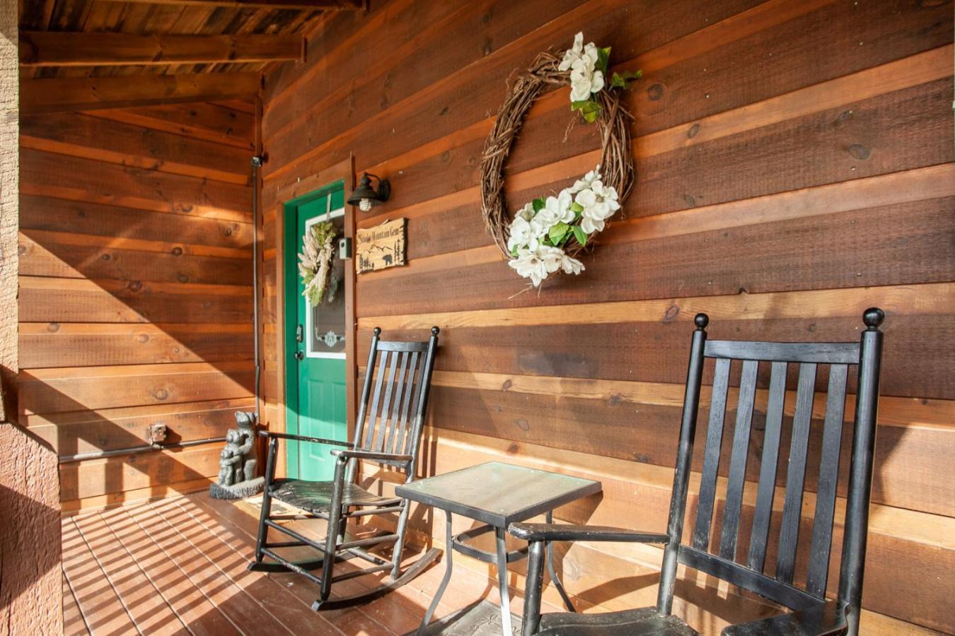 Smoky Mountain Gem Mtn View Hot Tub Grill *