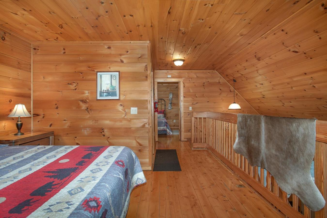 Smoky Mountain Gem Mtn View Hot Tub Grill