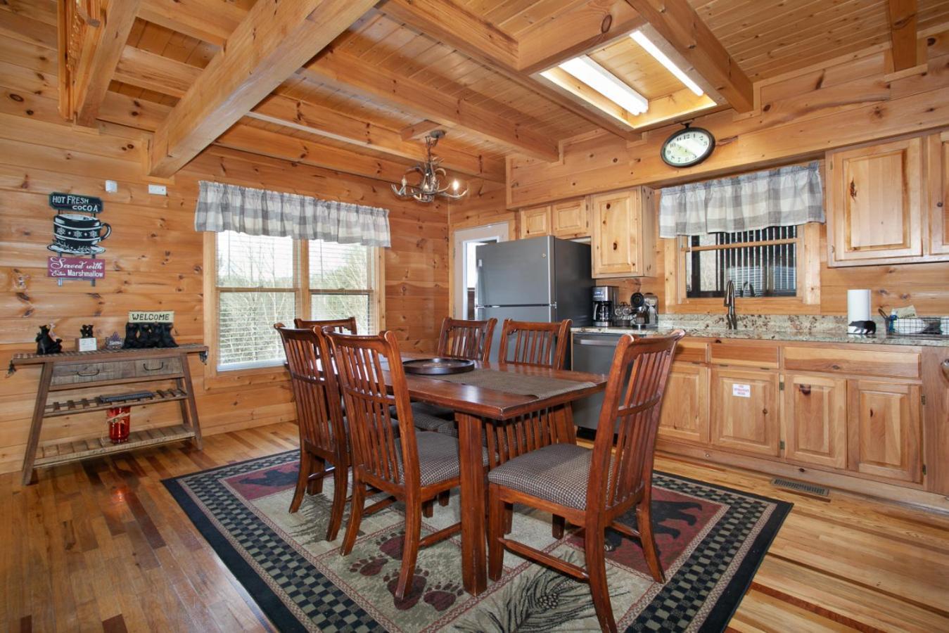 Holiday home Smoky Mountain Gem Mtn View Hot Tub Grill Gatlinburg