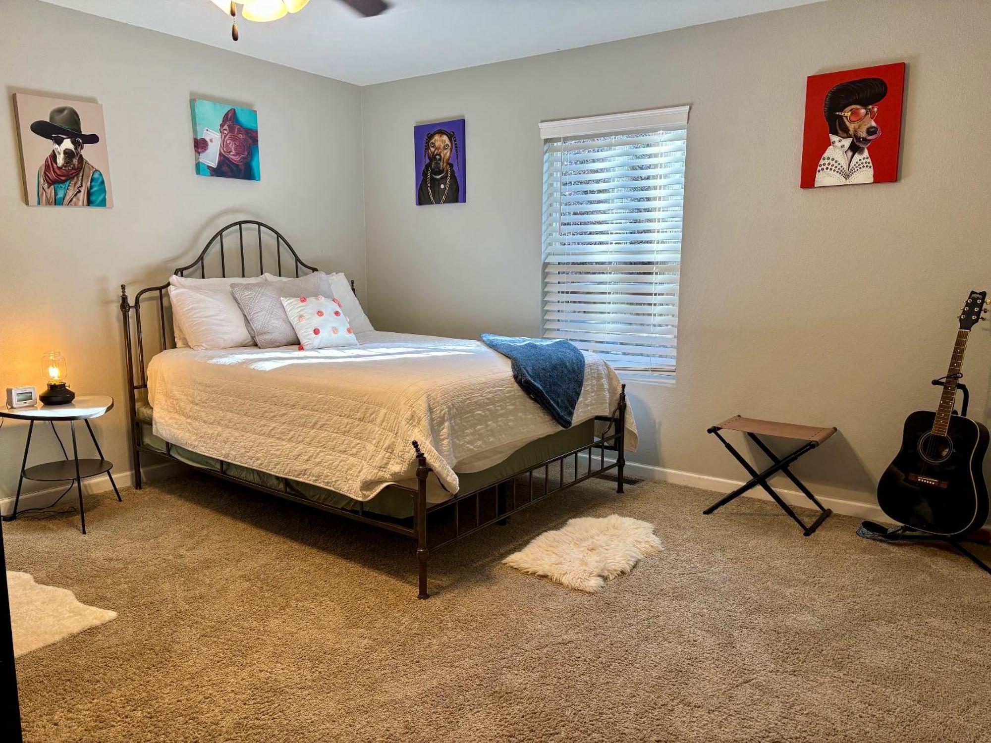 Holiday home Awesome Outdoor Area, 2 Living Rooms, Arcade Game, Smart Tvs, King Beds, Hot Tub Gatlinburg