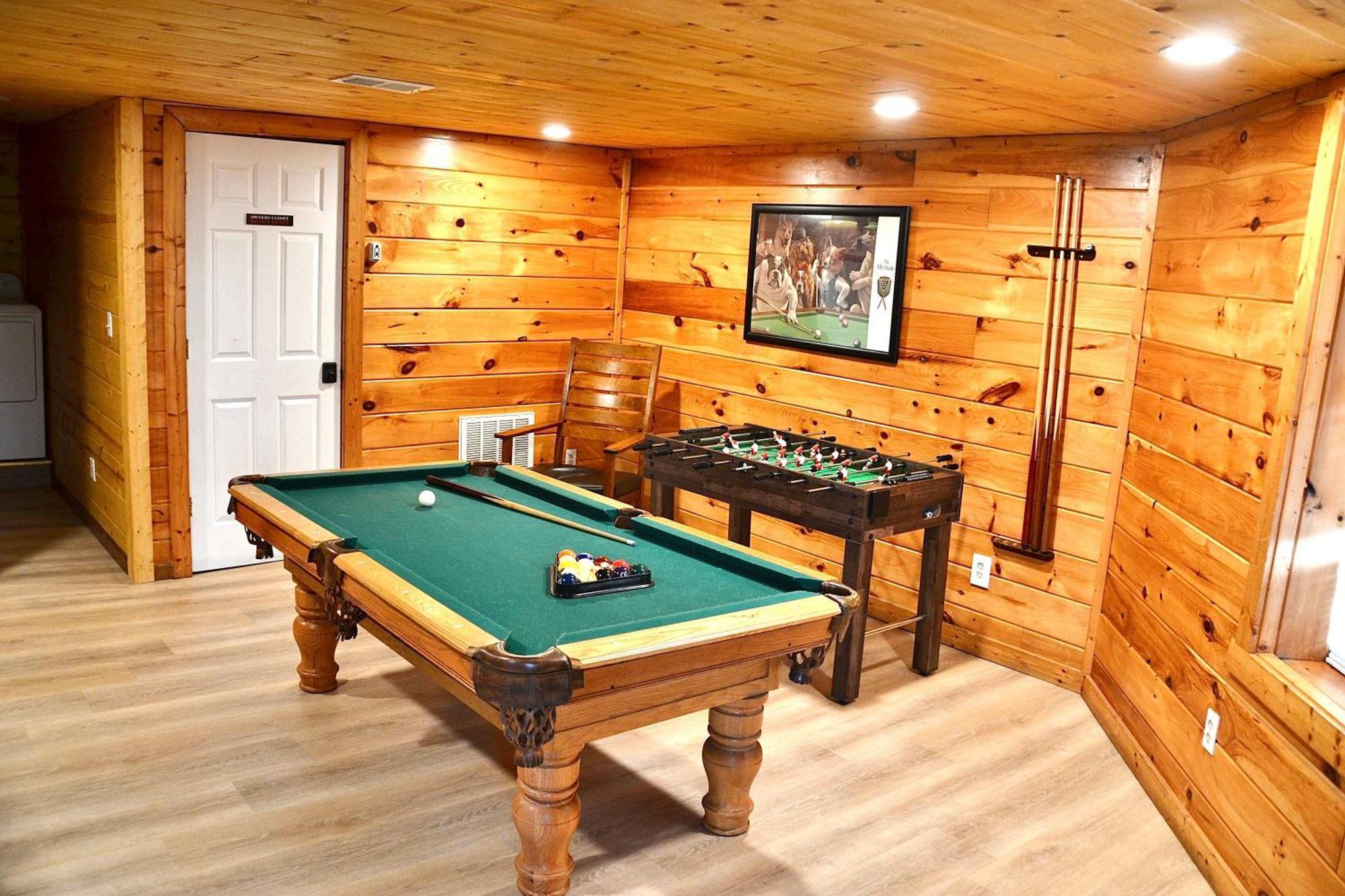 Family Friendly Great Views Game & Hot Tub Holiday home Gatlinburg