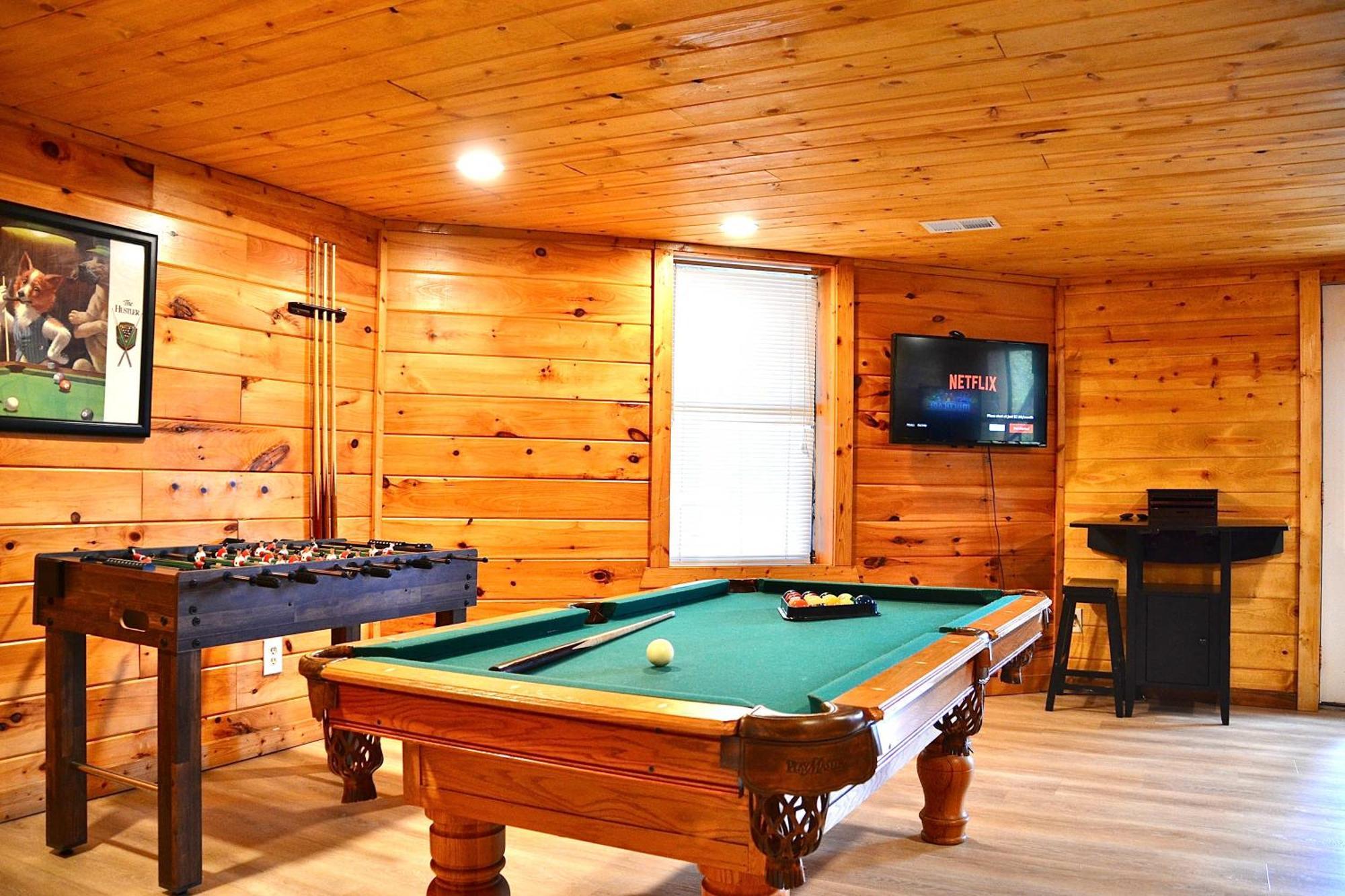 Family Friendly Great Views Game & Hot Tub Holiday home *