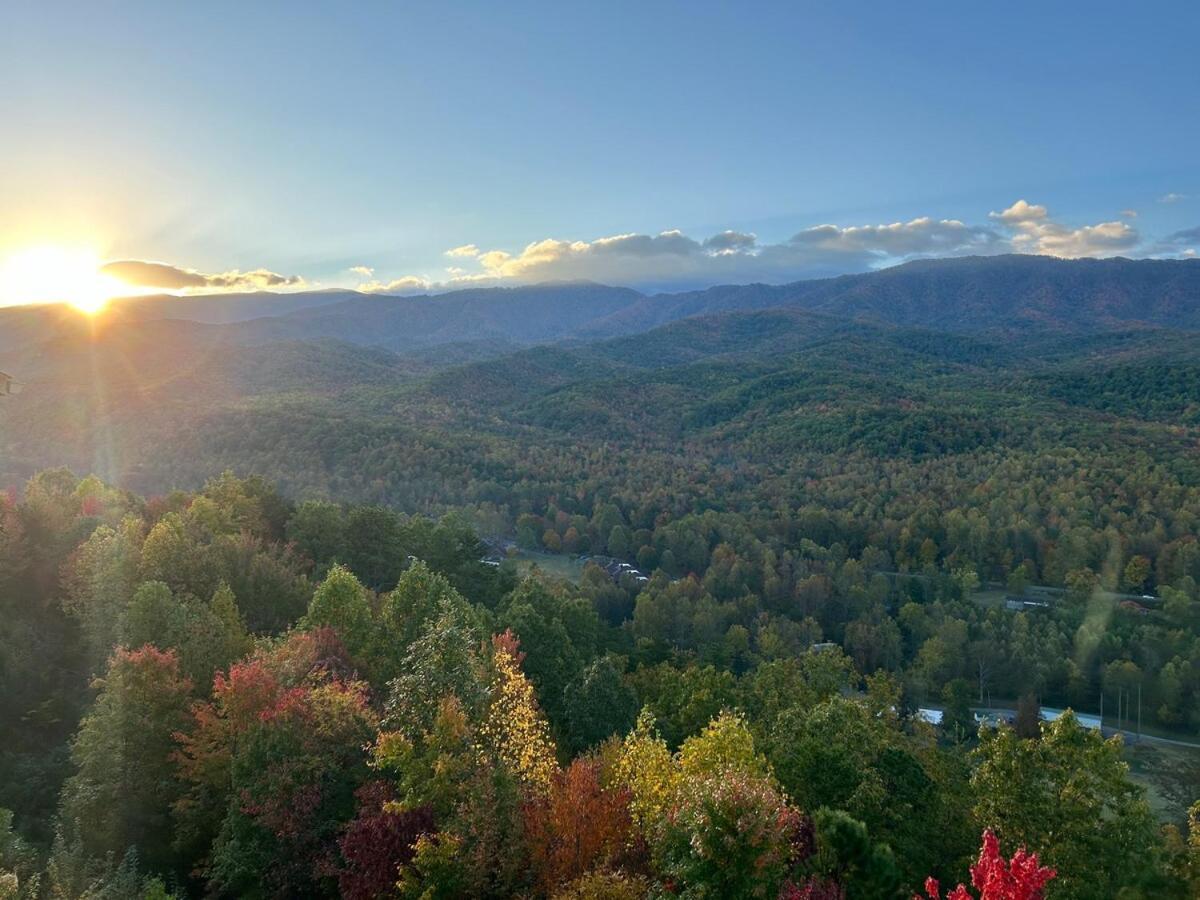 Vista Ridge Retreat * Gatlinburg
