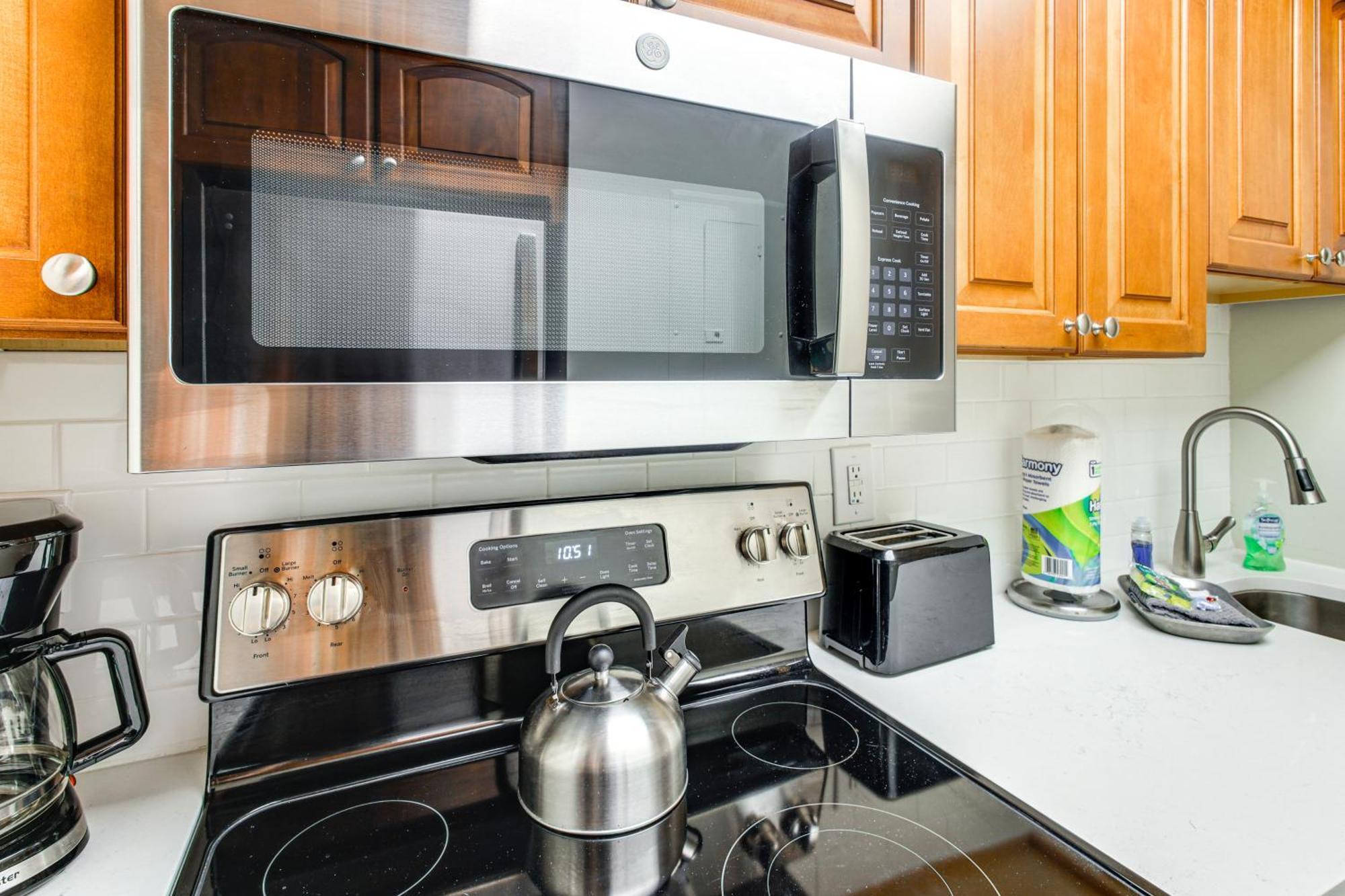 With Smoky Views Walk To Town! Apartment Gatlinburg