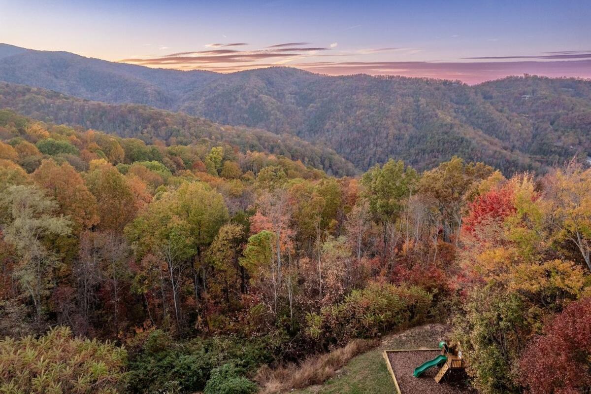 Spacious & Family Friendly In Gatlinburg