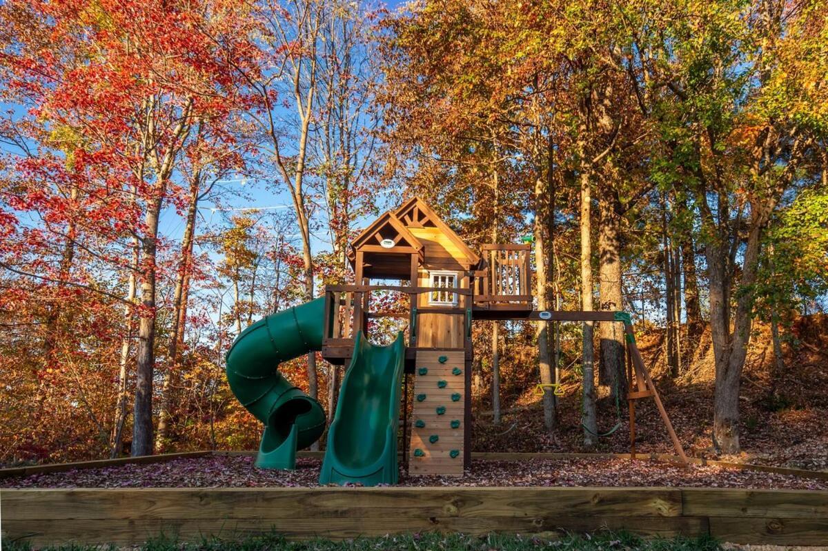 Spacious & Family Friendly In * Gatlinburg