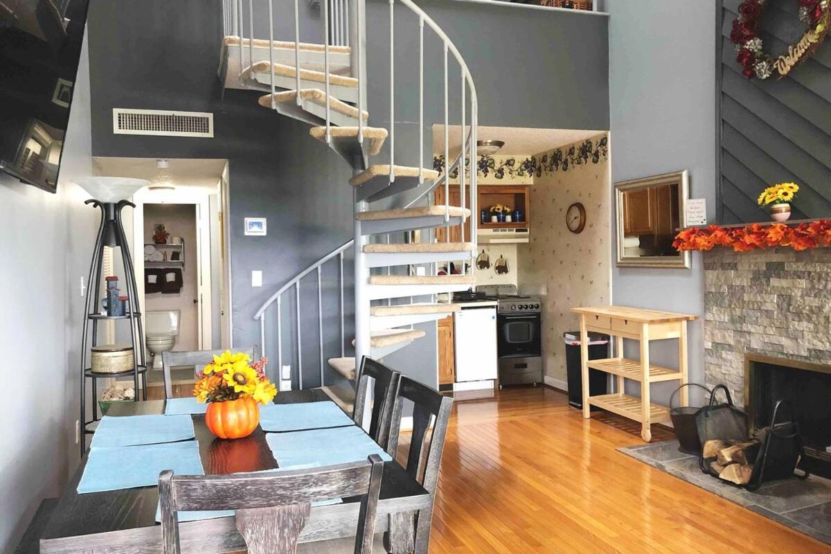 Spacious Gatlinburg Condo With Million Dollar Mountain Views