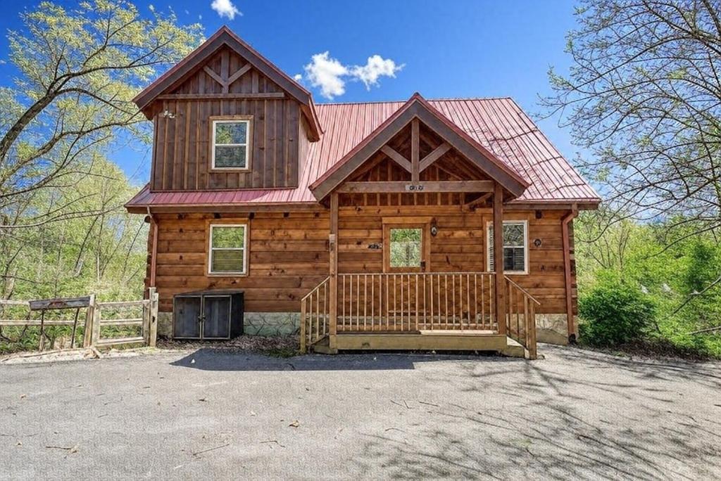 Up & Away, Hot Tub, Game Room, Wifi, 1089 Free Tickets Each Paid Day, Dollywood And Gatlinburg