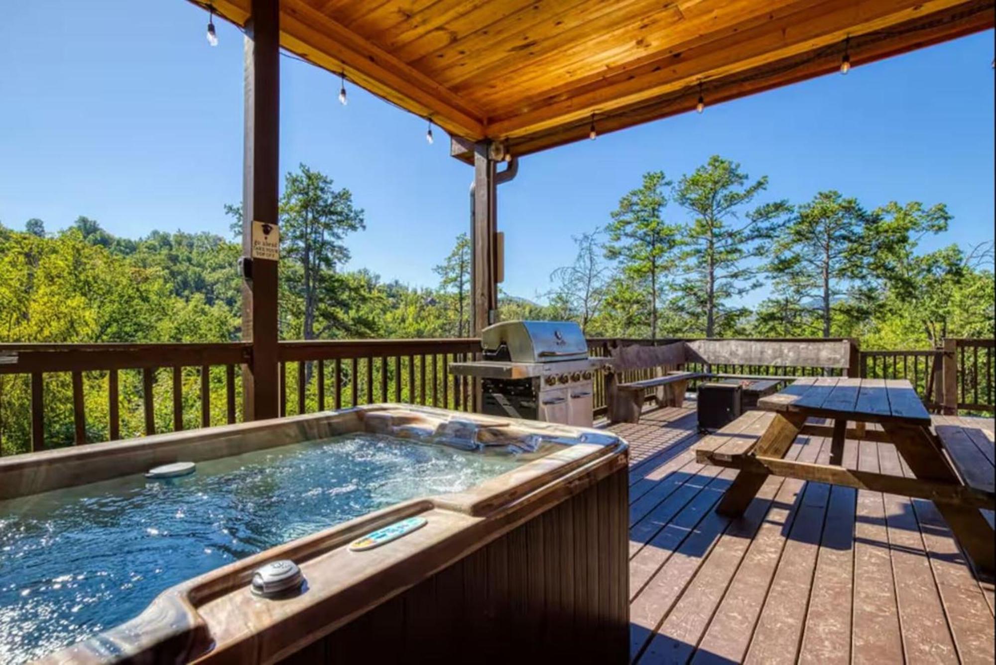 Timber Log Hot Tub,pool Table Games Holiday home *