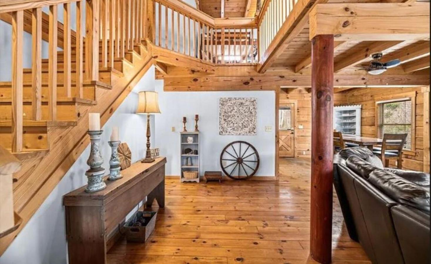 Holiday home Secluded Escape | Views, Hot Tub, Outdoor Lounge!