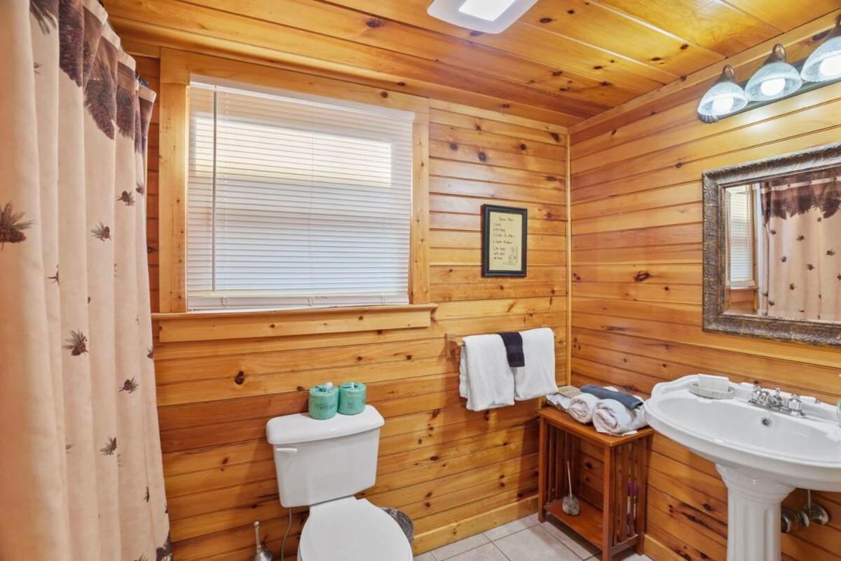 Holiday home Stunning Mountain W Hot Tub