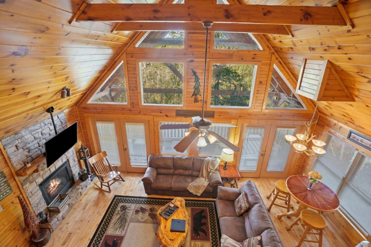 Holiday home Stunning Mountain W Hot Tub