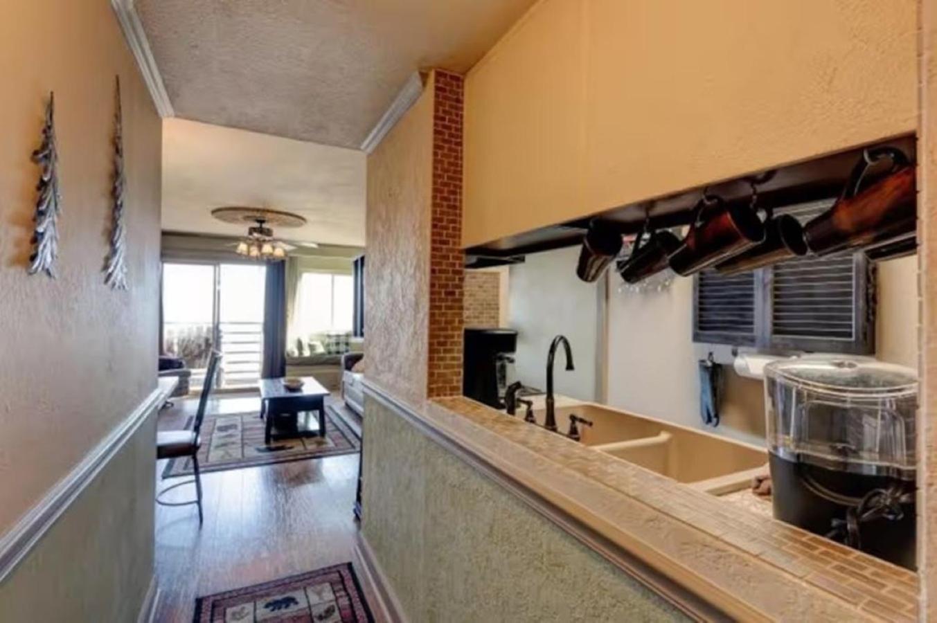 Mountaintop With Incredible View Apartment
