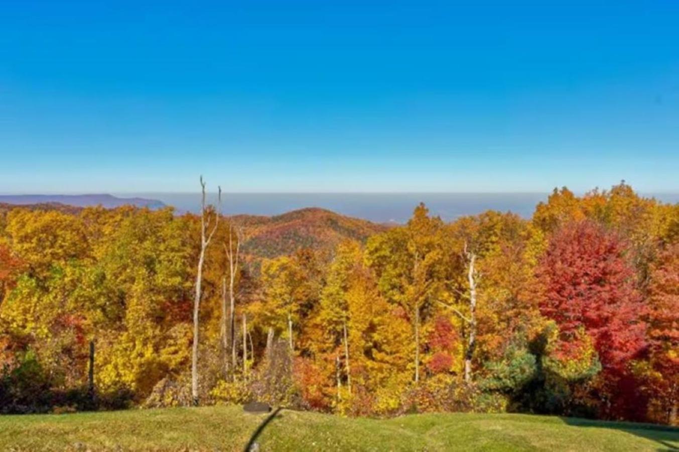 Mountaintop With Incredible View Apartment Gatlinburg