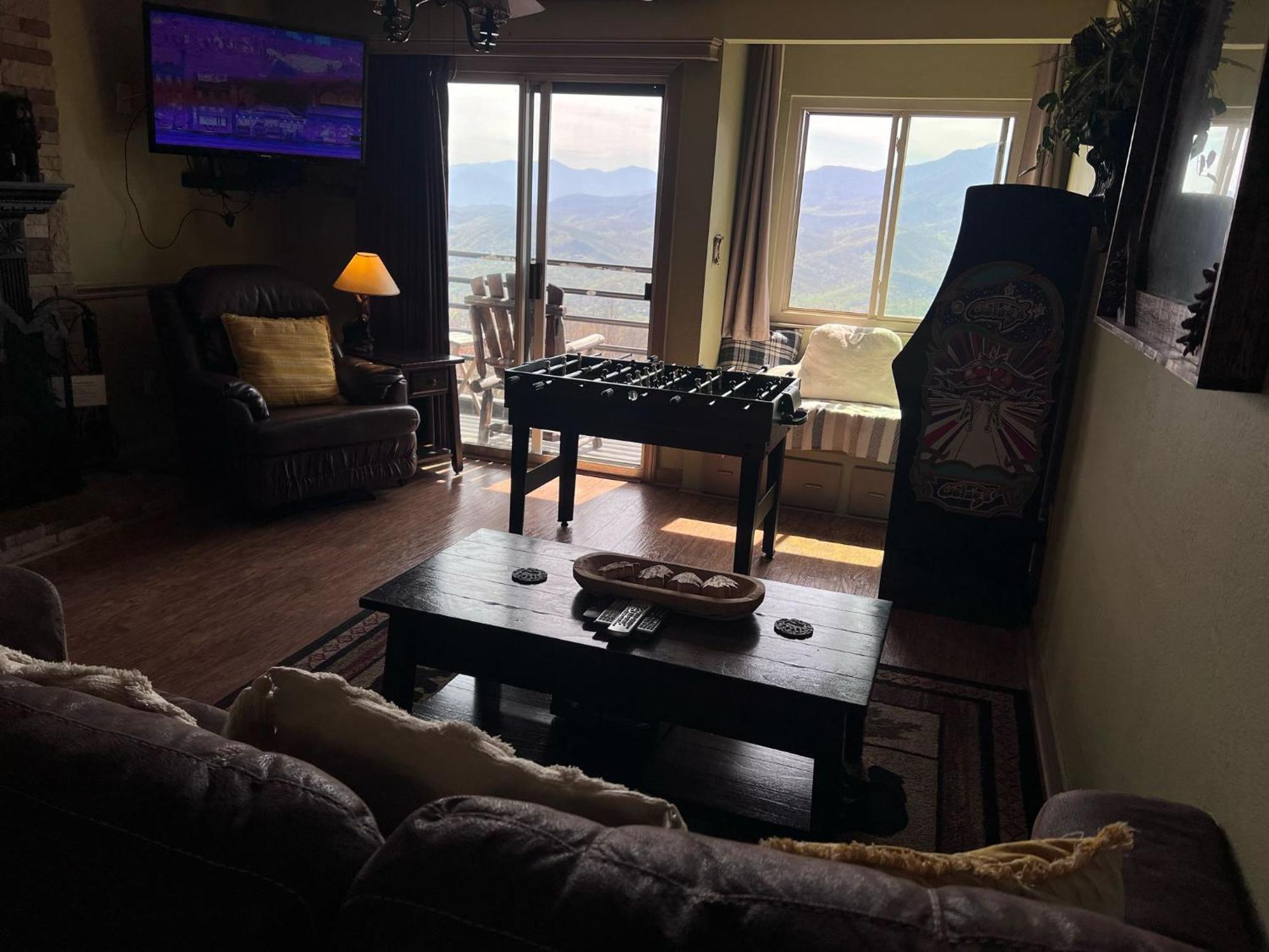 Apartment Mountaintop With Incredible View *