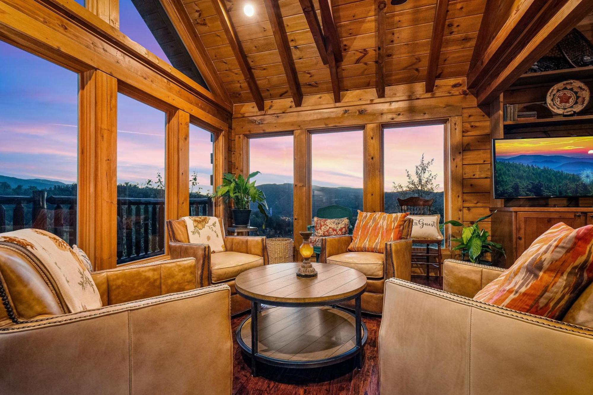Helen's Amazing View * Gatlinburg