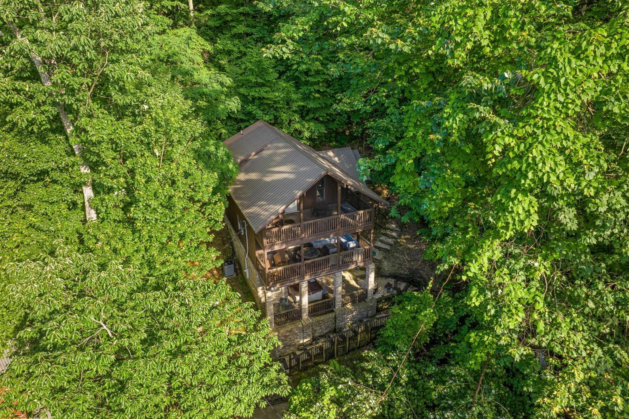Hillside Hideaway * Gatlinburg