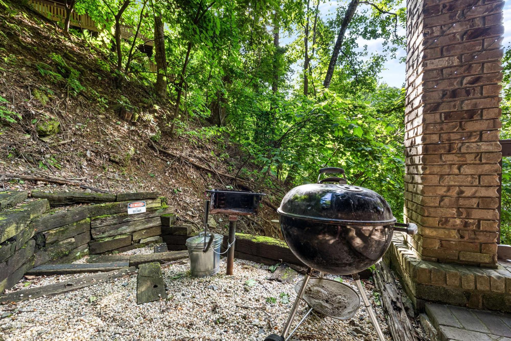 Hillside Hideaway Holiday home *