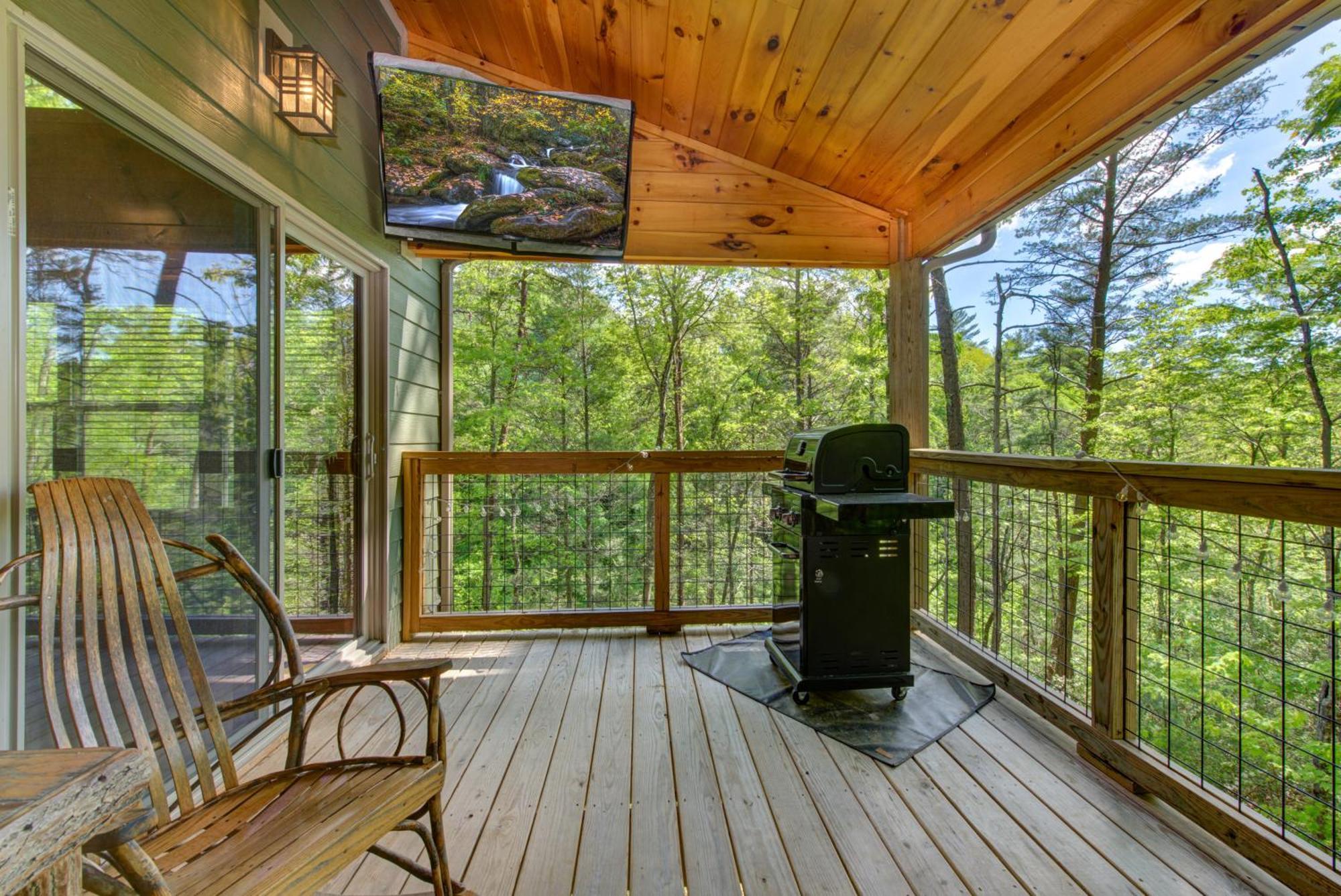 Bobcat Den By Eden Crest Gatlinburg