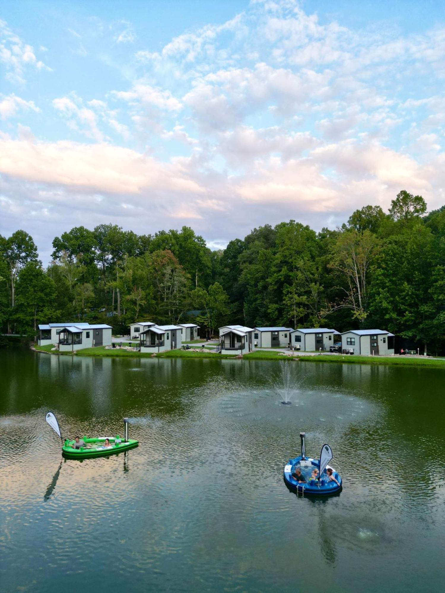Modern - Gated Community - Woodland Views - Maple * Gatlinburg
