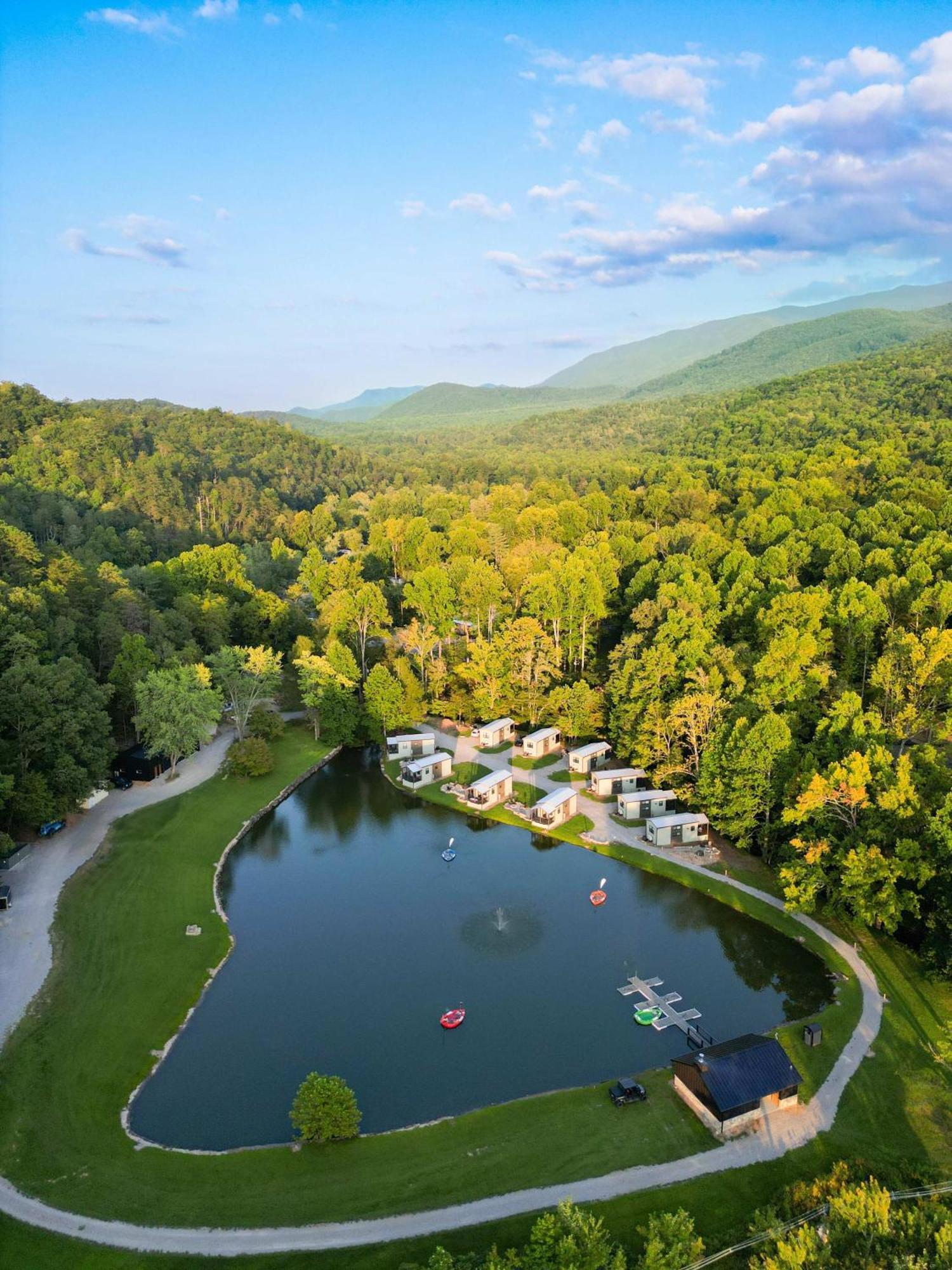 Water View - Fishing - Groundhog Gatlinburg