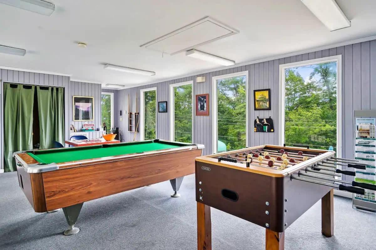 Cozy In The Woods - Hot Tub & Game