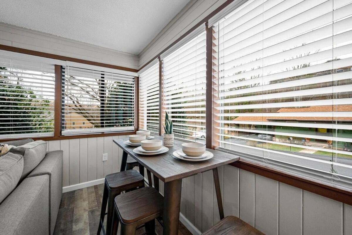 Holiday home Cozy Blue With Hot Tub, 5min To Downtwn Gatlinburg