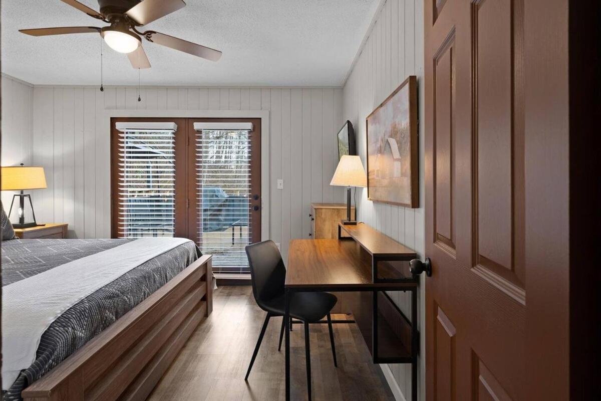 Cozy Blue With Hot Tub, 5min To Downtwn Holiday home *