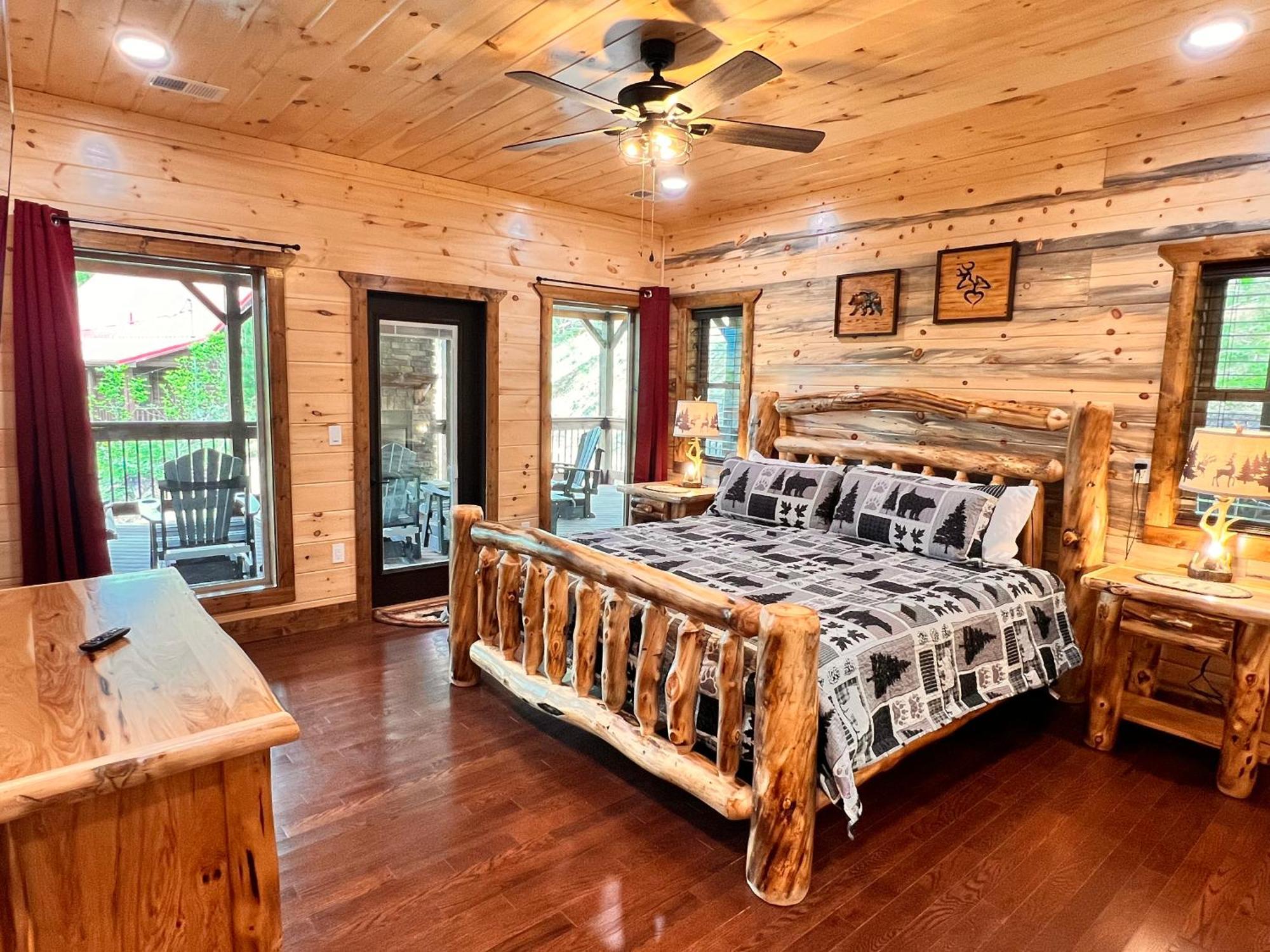 Holiday home New Smoky Mountain Luxury Cabin, Outdoor Fireplacet