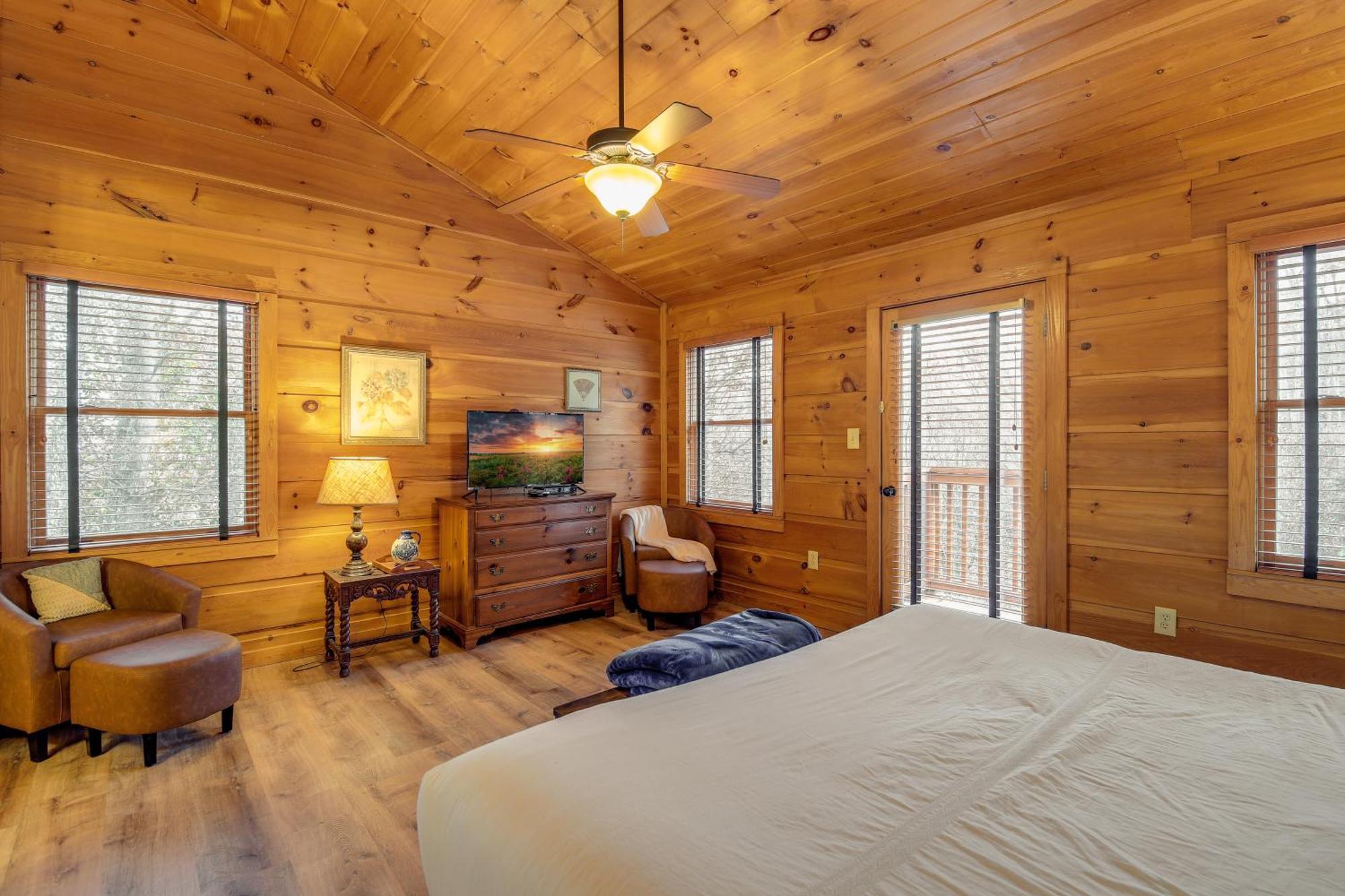 Pet-friendly Retreat With Hot Tub! Holiday home