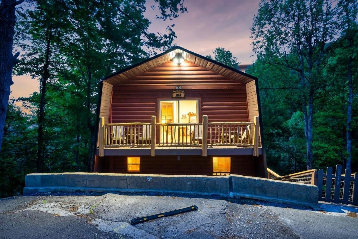 Smokies View Pools Pickleball Wood Fireplace Hottub Early Check * Gatlinburg