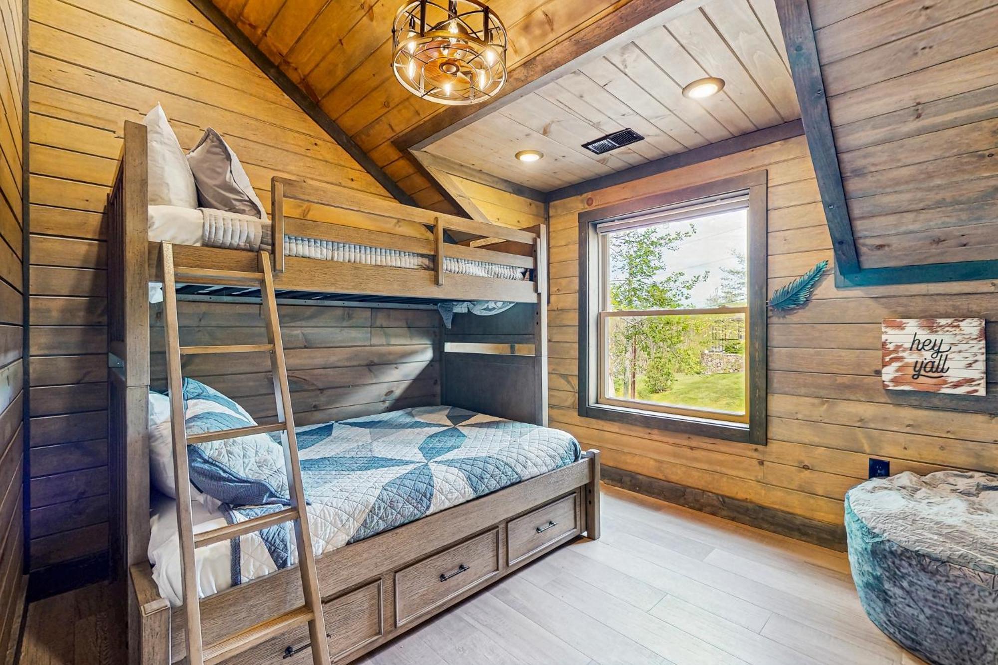 Holiday home Rocky Ridge Retreat *
