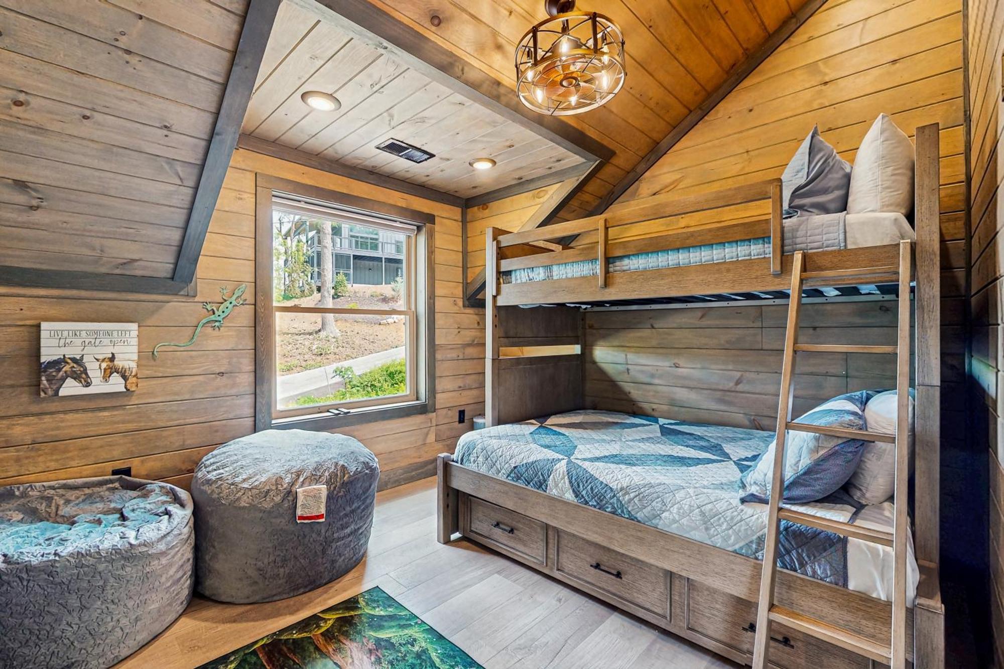 Rocky Ridge Retreat *