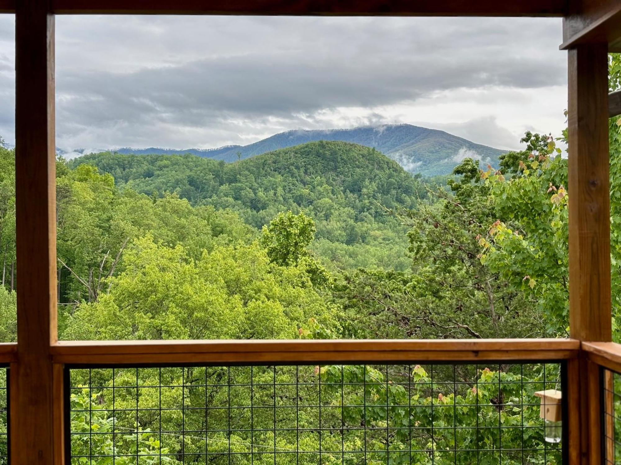 Holiday home Out Of The Ashes Is A Brand New 3 Bedroom With High End Touches, Hot Tub, And A Mountain View! Gatlinburg