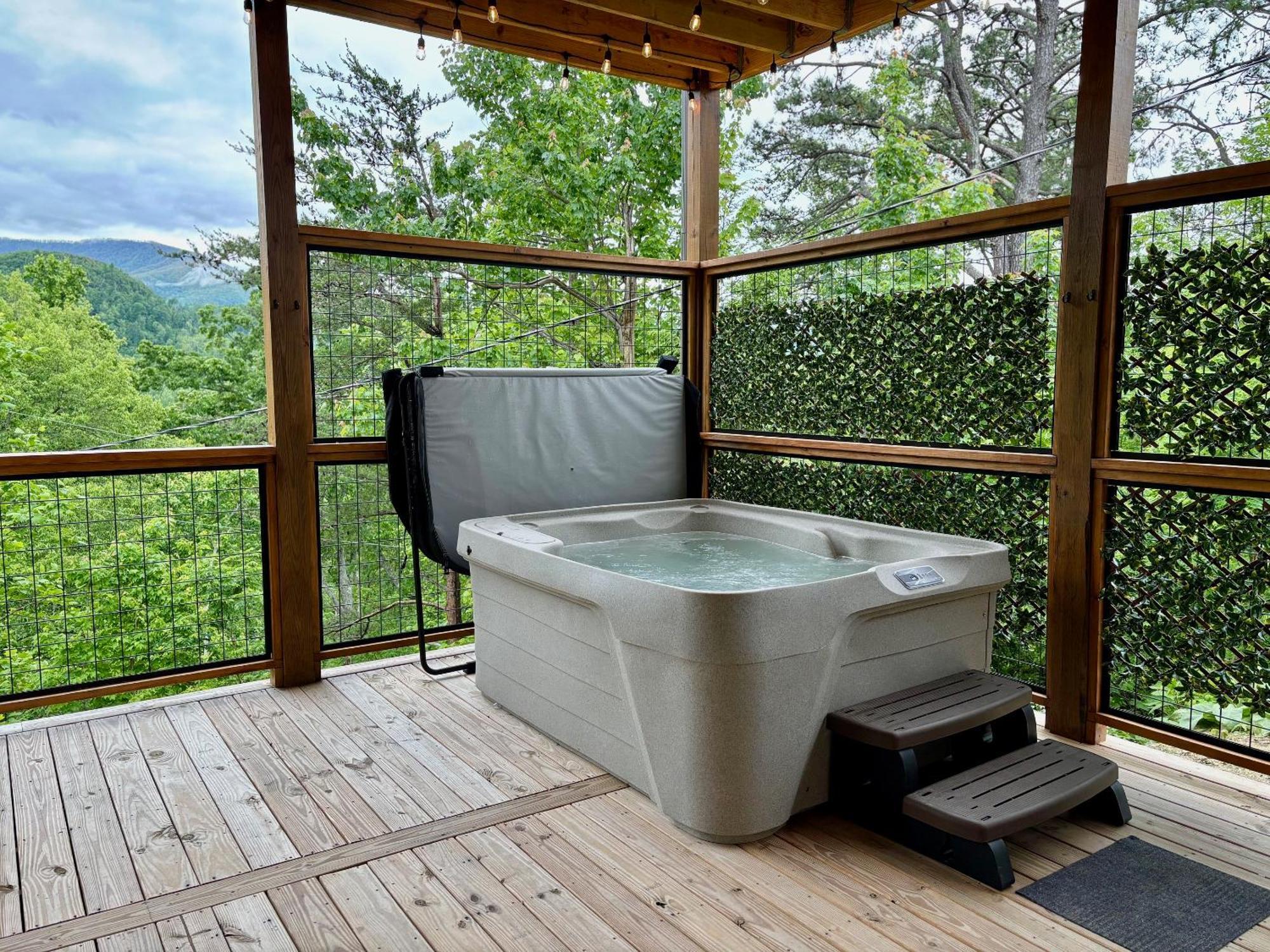 Holiday home Out Of The Ashes Is A Brand New 3 Bedroom With High End Touches, Hot Tub, And A Mountain View! Gatlinburg