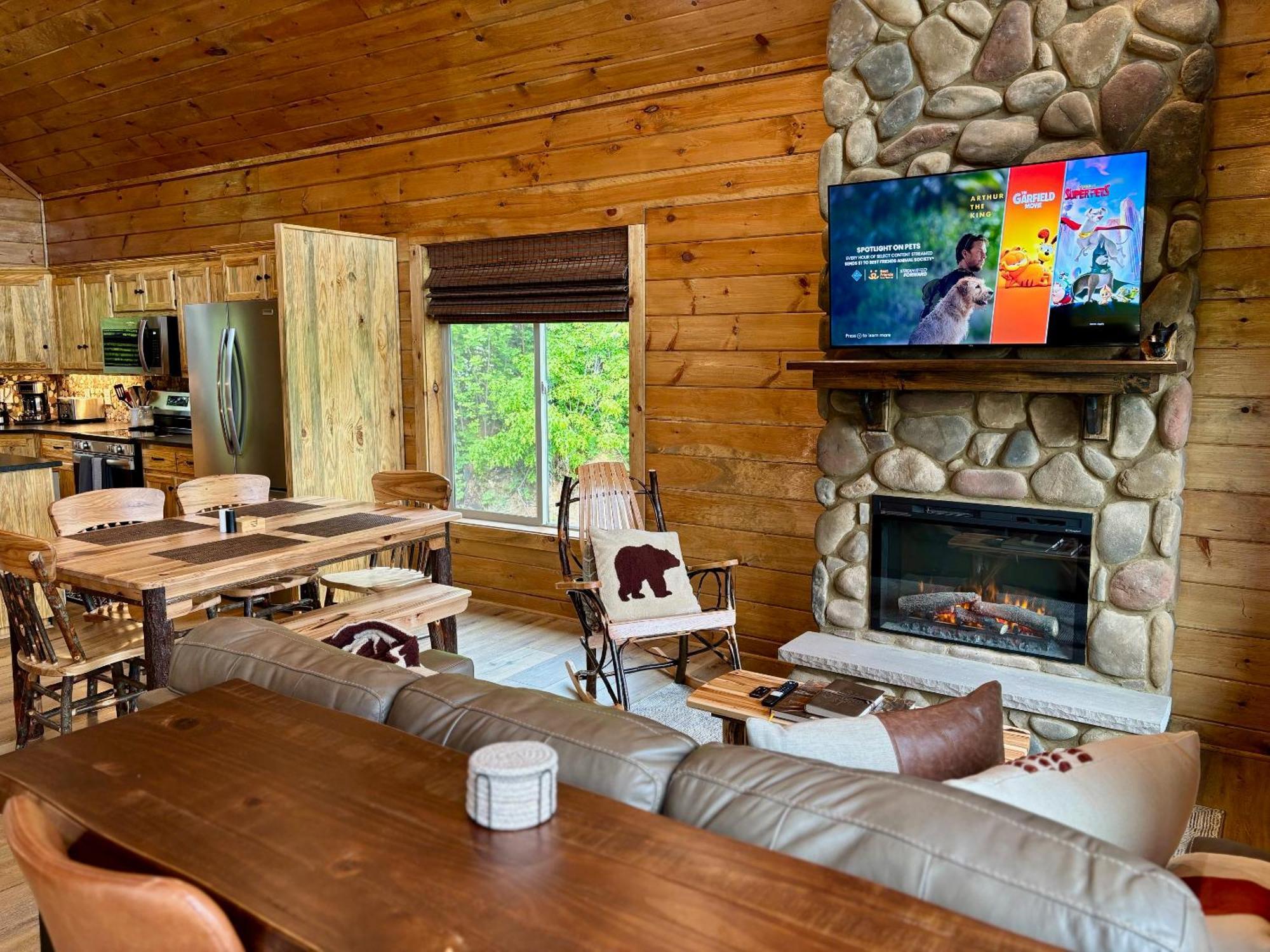 Out Of The Ashes Is A Brand New 3 Bedroom With High End Touches, Hot Tub, And A Mountain View! * Gatlinburg