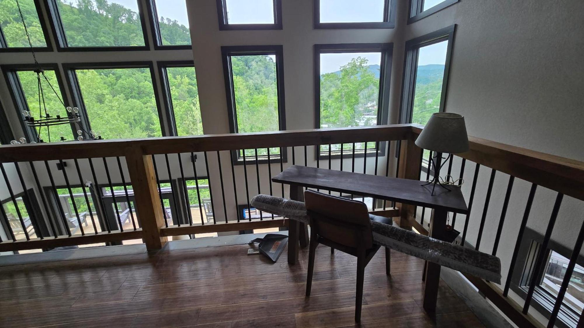 Sunscape - Luxury With Hot Tub, Game & Breathtaking Views *
