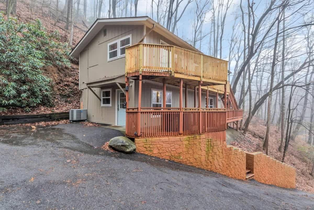 Heiden Woods - 2 Minutes To Strip & Park - Hot Tub Holiday home Gatlinburg